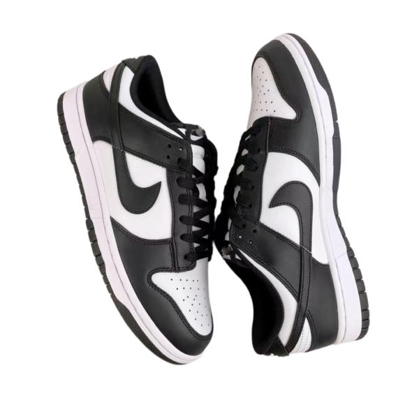DUNK Sneaker