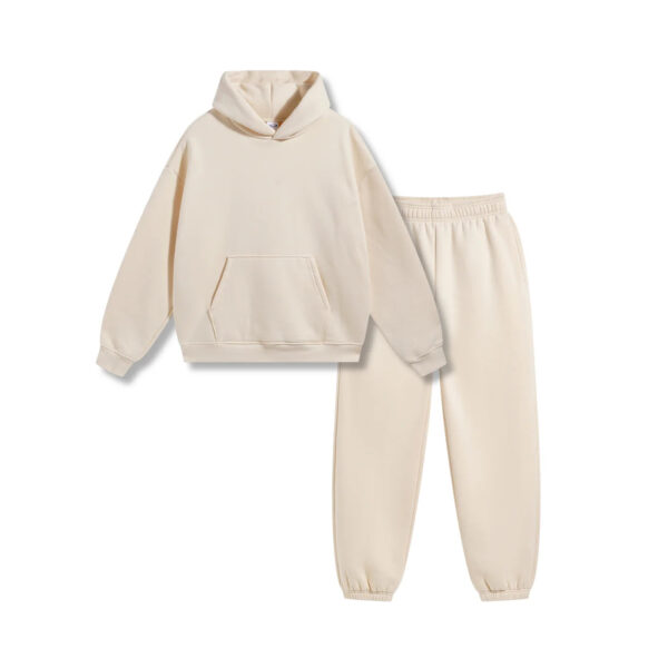 165_1dc51bce-1b71-4bf9-b92f-3f5fd8e30bd2.jpg AVELURE HOODED TRACKSUIT