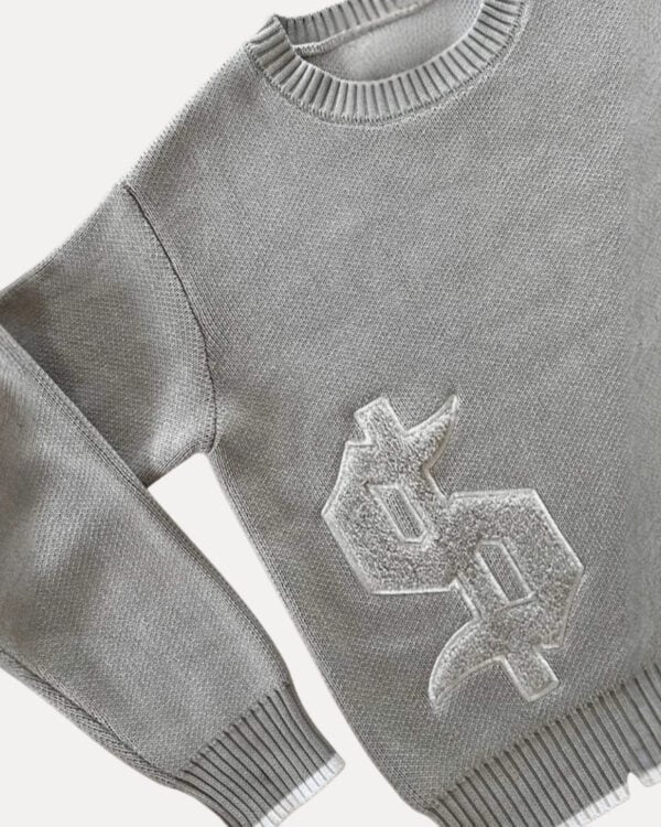 231_6051ea3d-876f-4adb-9b28-80935e44cc31.jpg "DOLLAR" KNIT SWEATER