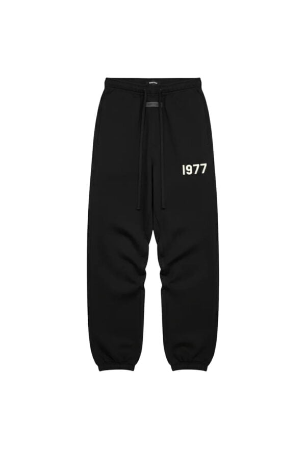5_2bba79ae-9215-40ed-a767-dd8c90643f40.jpg "Essentials 1977" Tracksuit