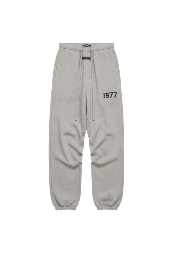6_2a4ed6c2-0b92-4fb2-86e5-7e33f2ce5dd3.jpg "Essentials 1977" Tracksuit