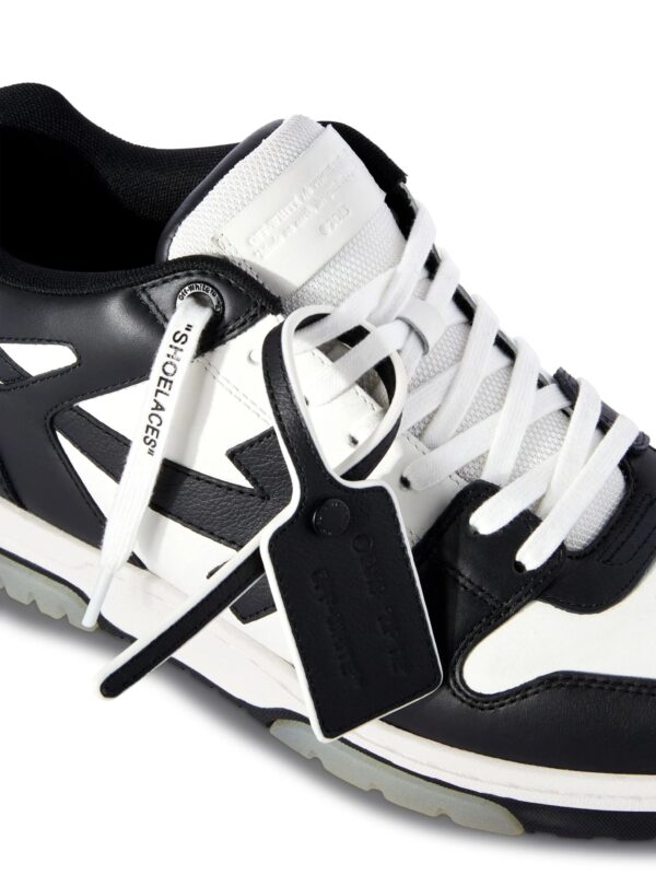"Off" Sneaker Black/White