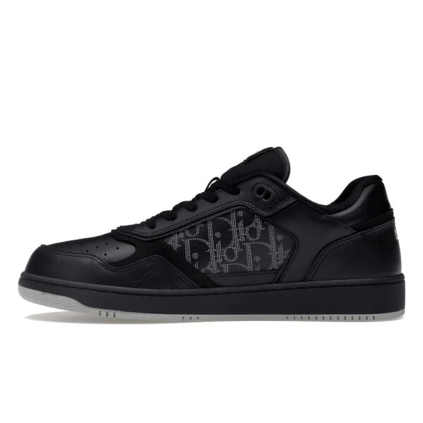 "B27" Low Sneaker