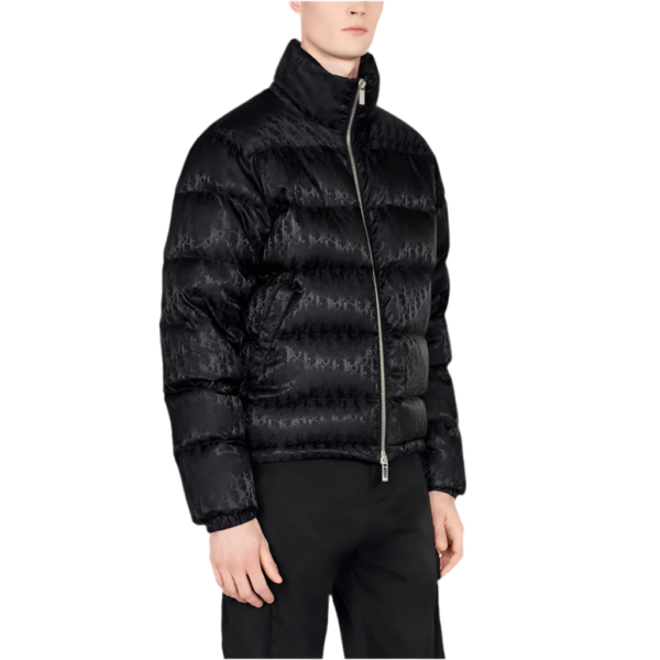FDCB534B-6CCF-4211-9D11-F289FE9CF049.png "CD" Winterjacke
