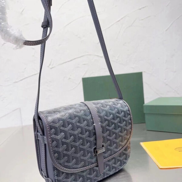 IMG_1813.jpg "GYD" Bag