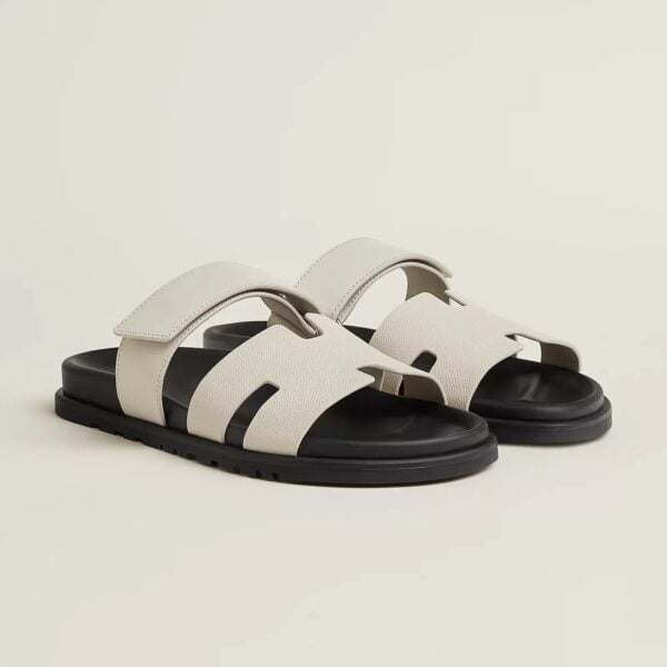 IMG_3743.jpg "Herm" Slides V2