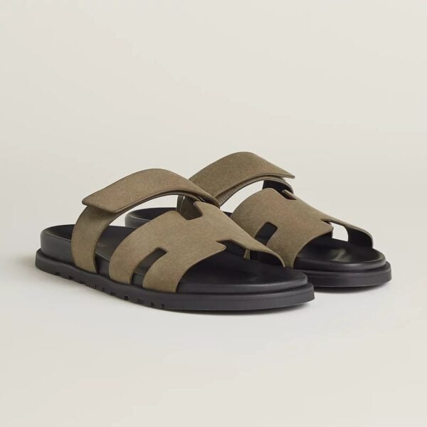 IMG_3744.jpg "Herm" Slides V2