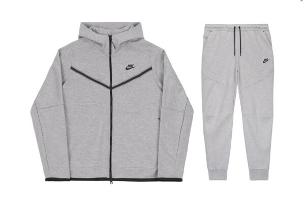TECH TRACKSUIT (SET)