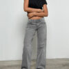 BIA Jeans mit niedriger Taille