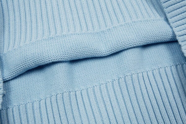 O1CN01XydR621hIqGk7i9wb__2216722454255-0-cib.jpg "Heart" - Sweater Babyblue