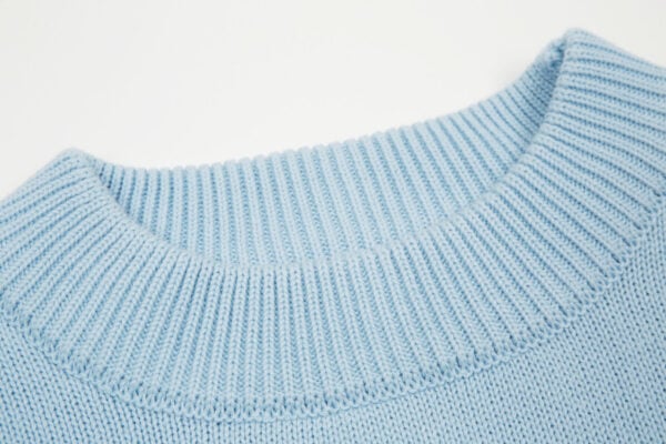 O1CN01ZJS1Bp1hIqGhDSfW4__2216722454255-0-cib.jpg "Heart" - Sweater Babyblue