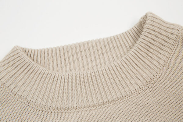 O1CN01yw1Zoe1hIqGk84NzA__2216722454255-0-cib.jpg "Heart" - Sweater Cream