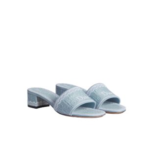 WhatsAppImage2026-06-17at11.34.28AM_2.jpg CD - Mini Heels Skyblue