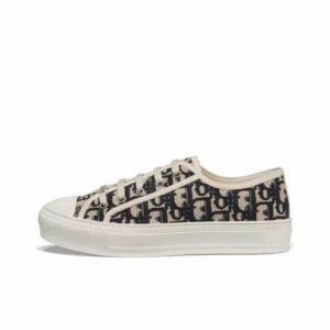 WhatsApp_Image_2026-06-17_at_3.25.25_PM.jpg CD - Sneaker Women